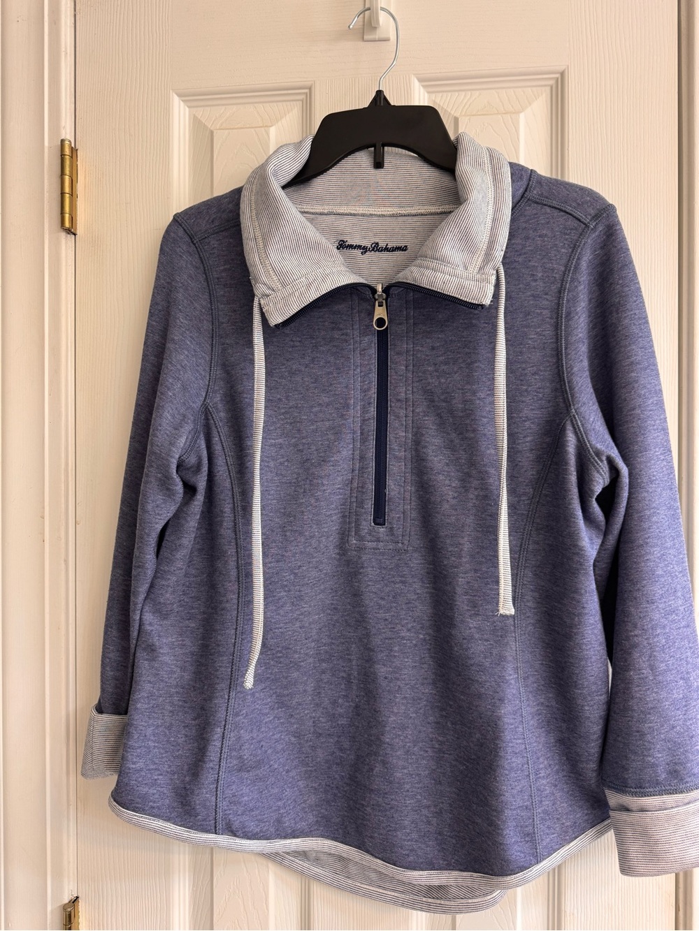 Reversible! Tommy Bahama Heathered Blue Sun Fade Flipside half-zip Pullover